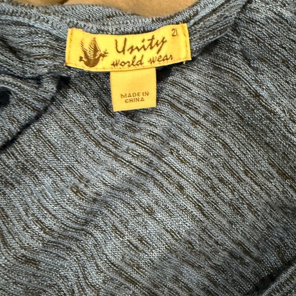 NWT Unity World Wear Blue Cold Shoulder Ruffle Embroidered Top Size 2X. - Picture 3 of 3